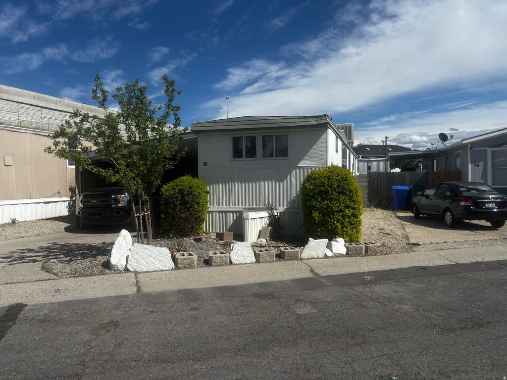 Photo of 1265 N 300 W #24, Lehi, UT 84043 (MLS # 2150242)