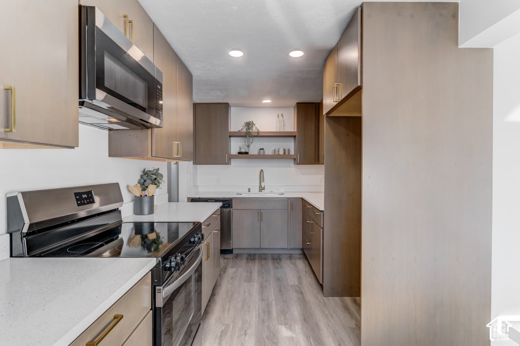 Photo of 3520 W 4100 S, West Valley City, UT 84119 (MLS # 2188762)