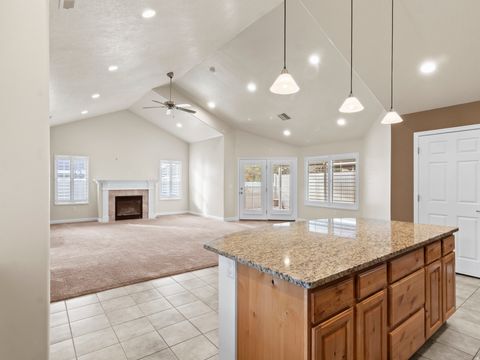 Tiny photo for 891 W 1920 S #C, Syracuse, UT 84075 (MLS # 2123878)