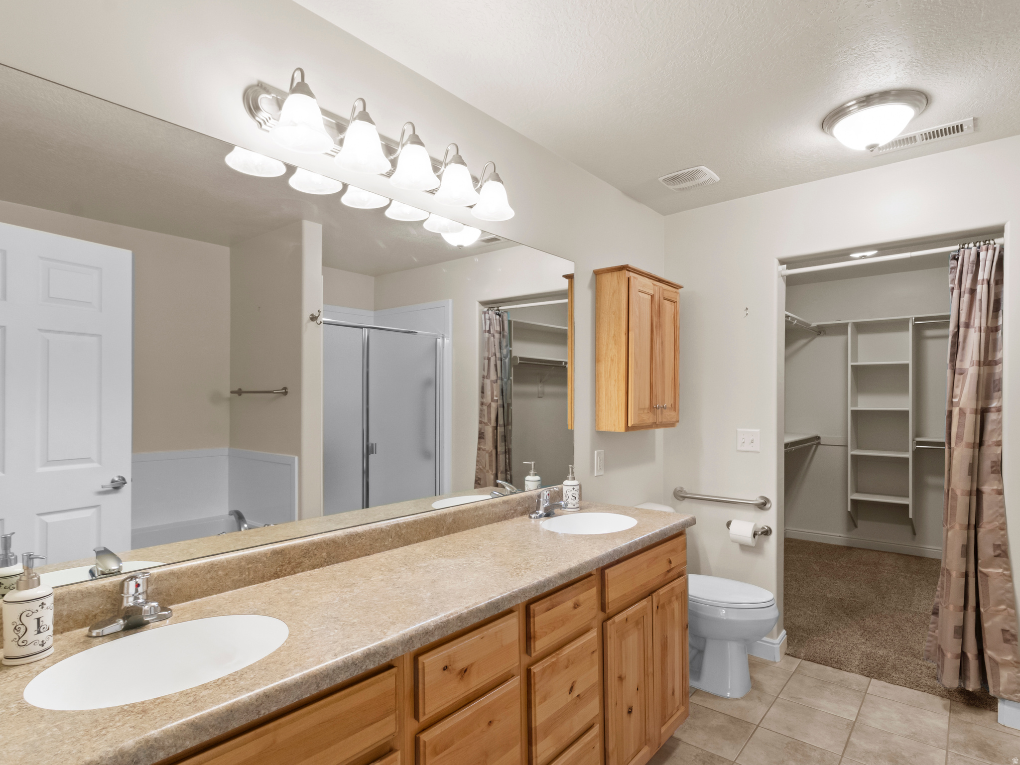 SUNSET PARK VILLAS - Residential