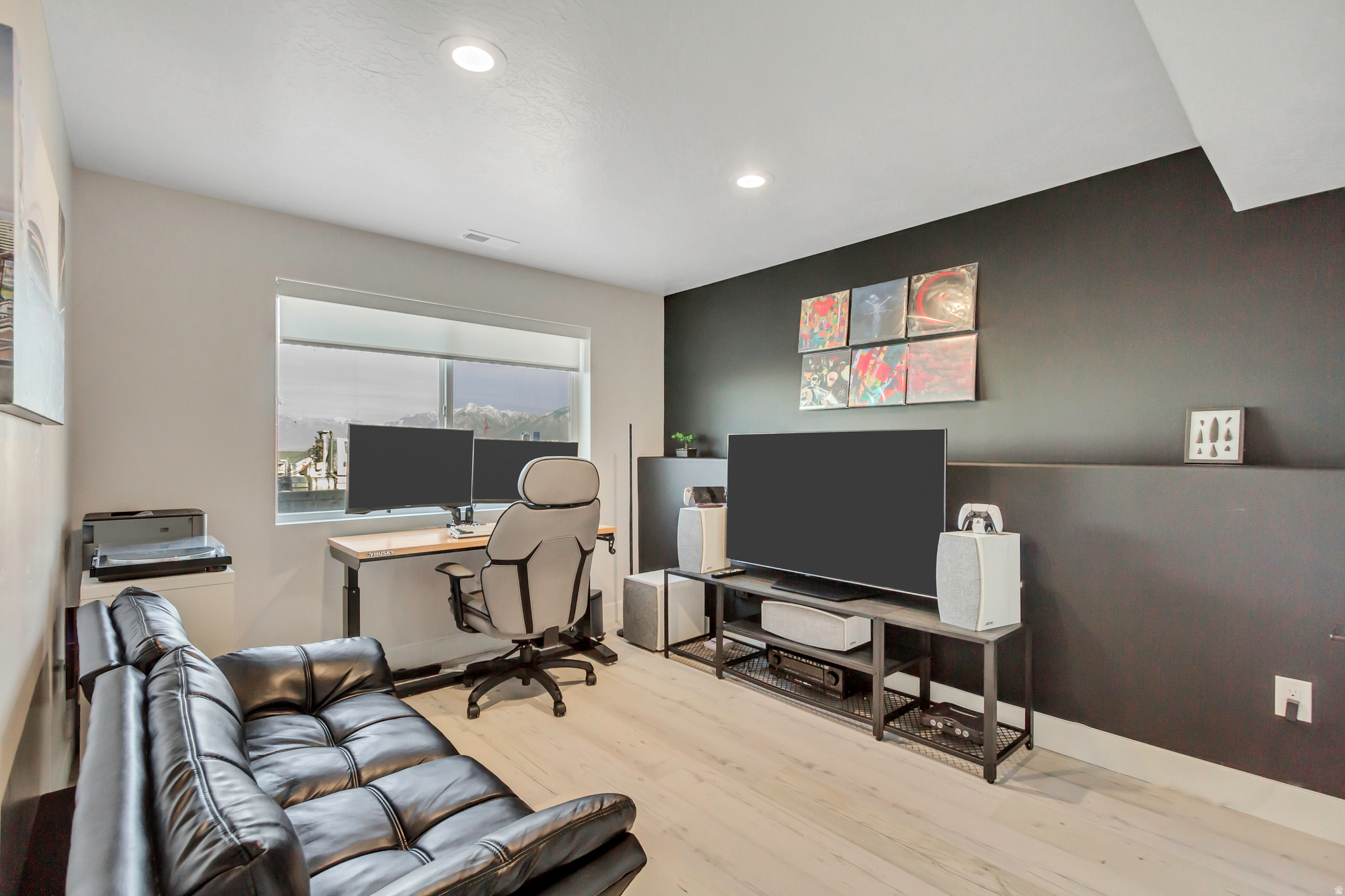 SKY RIDGE - Residential