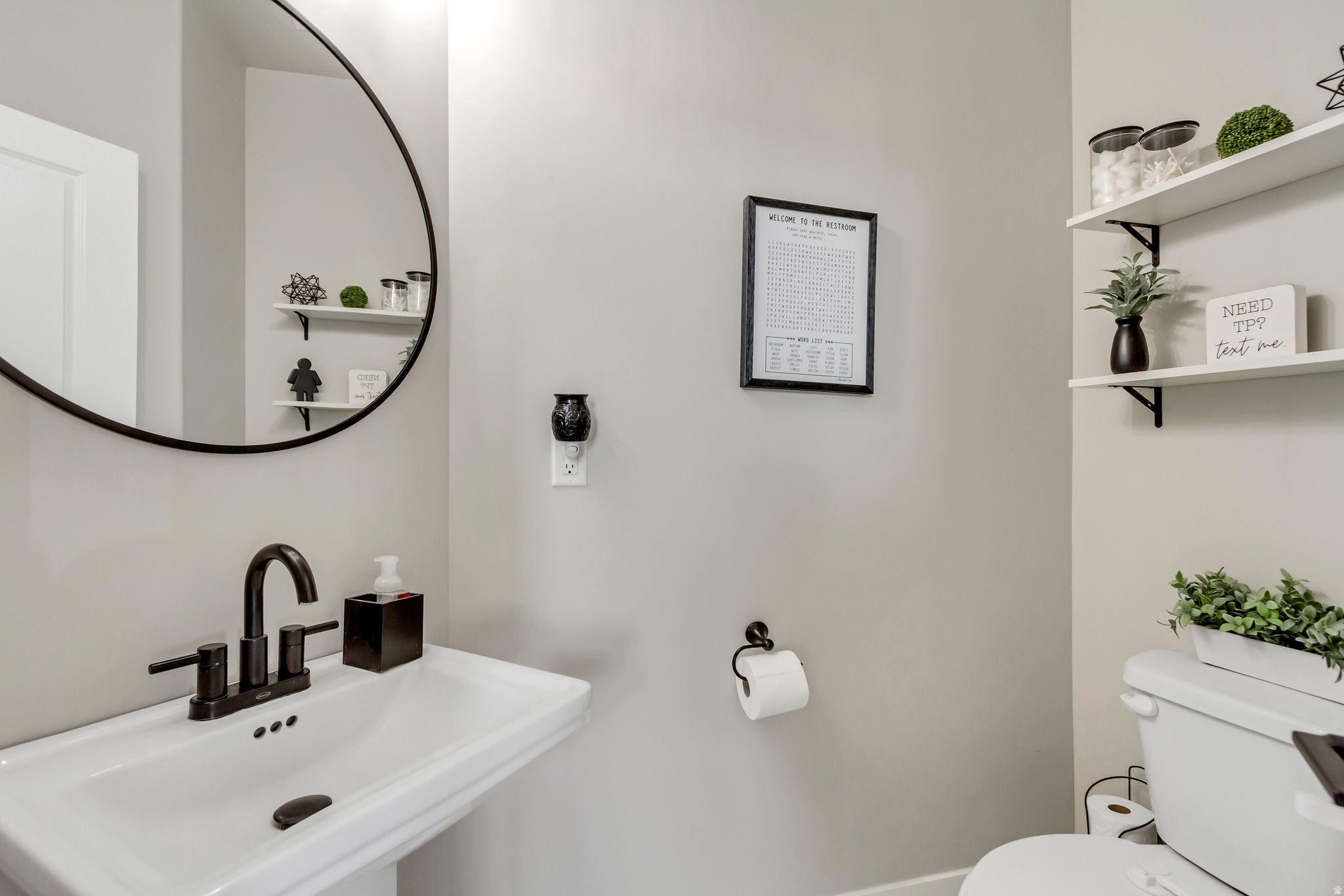 SKY RIDGE - Residential