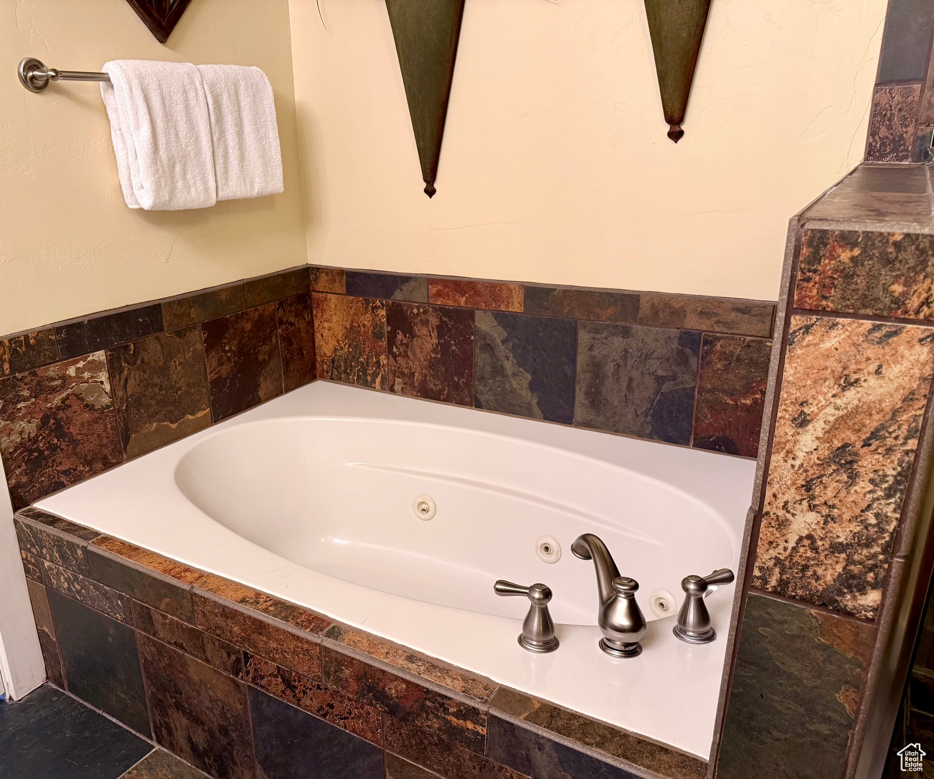 LODGES BEAR HOLLOW - Residential