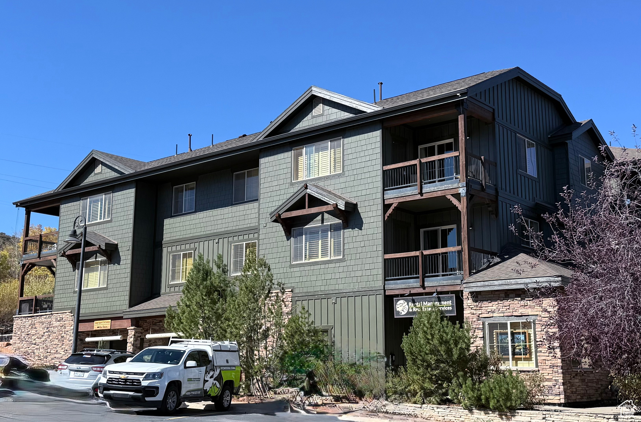 LODGES BEAR HOLLOW - Residential