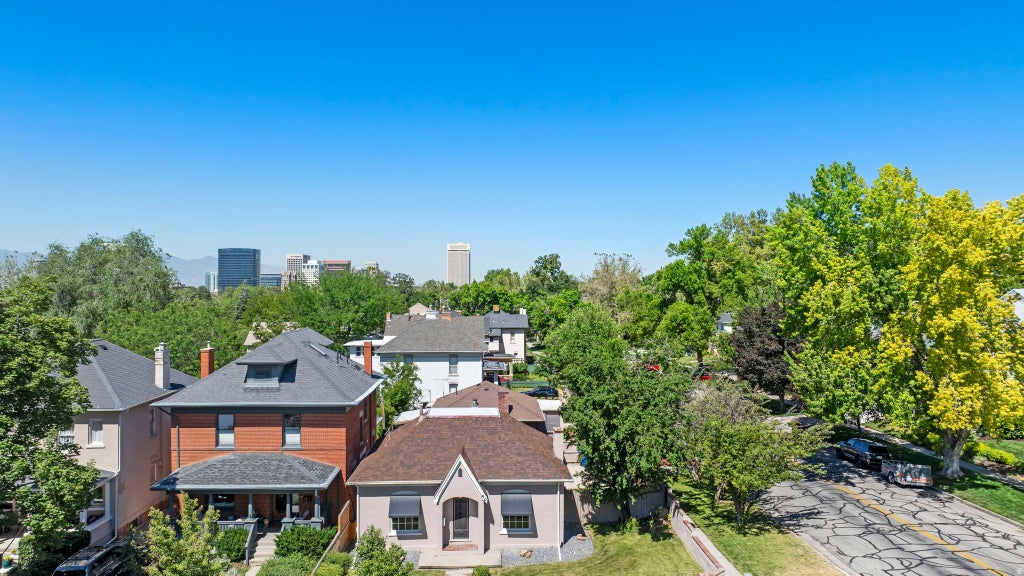 Photo of 87 N H ST, Salt Lake City, UT 84103 (MLS # 2167314)