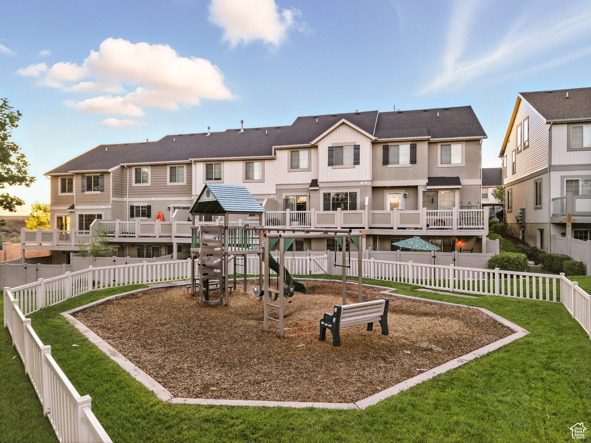 INDEPENDENCE AVE PUD - Residential