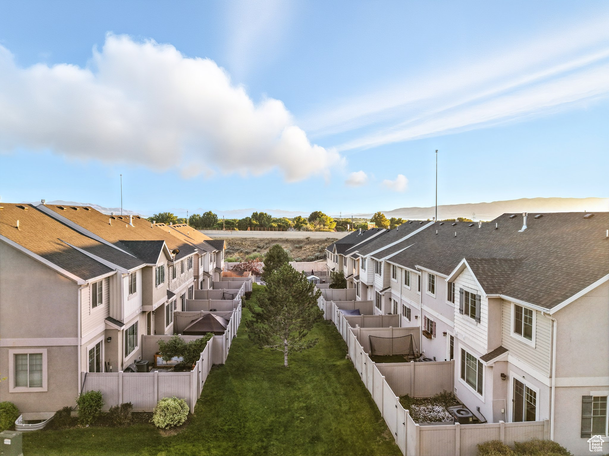 INDEPENDENCE AVE PUD - Residential