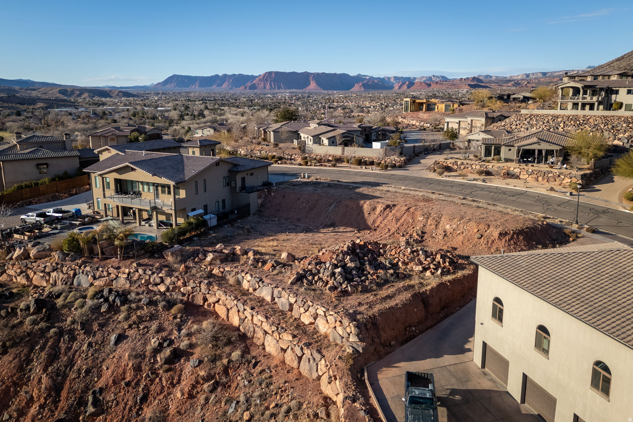 WHISPER RIDGE PH 5 - Land