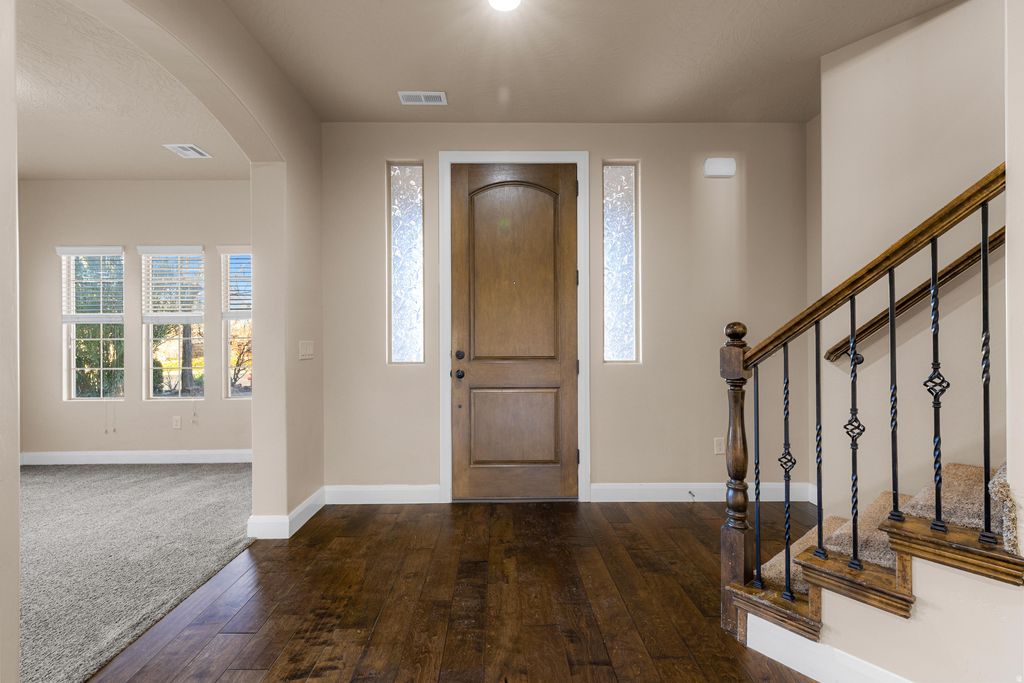 Photo of 2946 E CARMINE DR, Saint George, UT 84790 (MLS # 2131499)