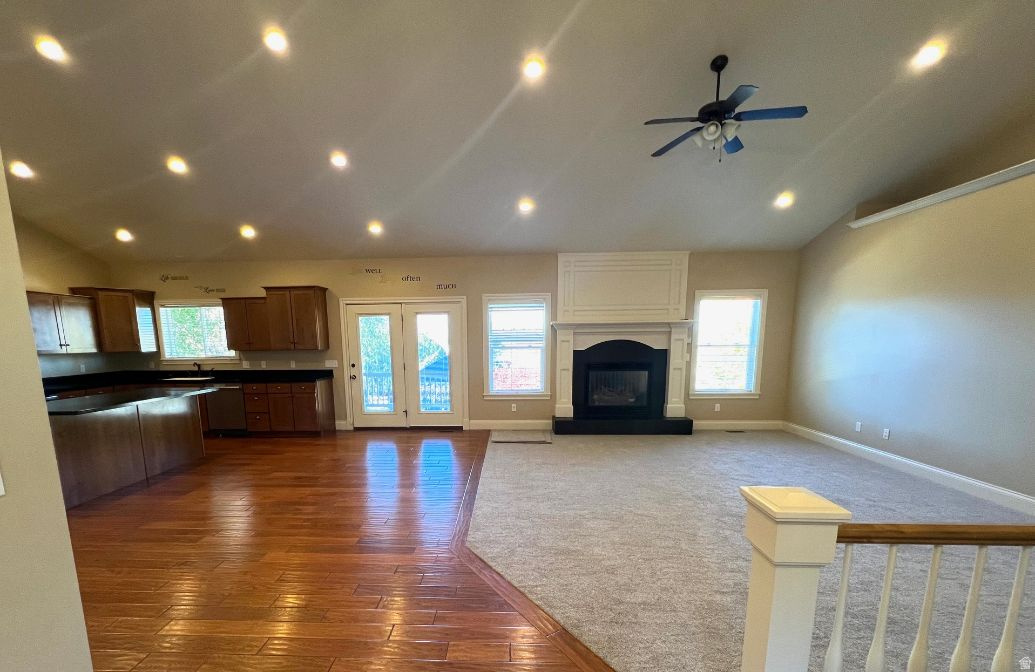 PROVIDENCE HIGHLANDS - Residential