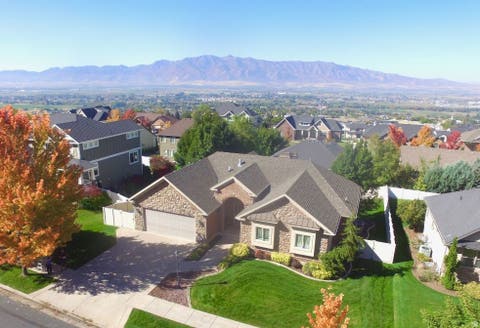 Homes For Sale - 1211 Grandview Dr<br/> Providence, UT 84332