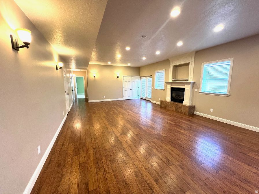 PROVIDENCE HIGHLANDS - Residential