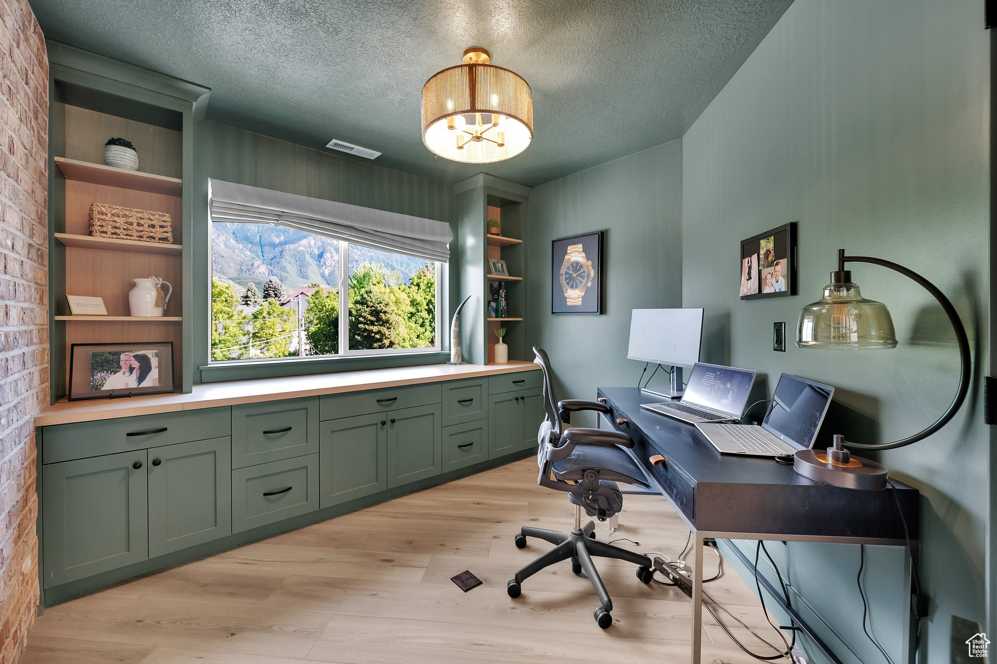 GRANITE GLEN - Residential