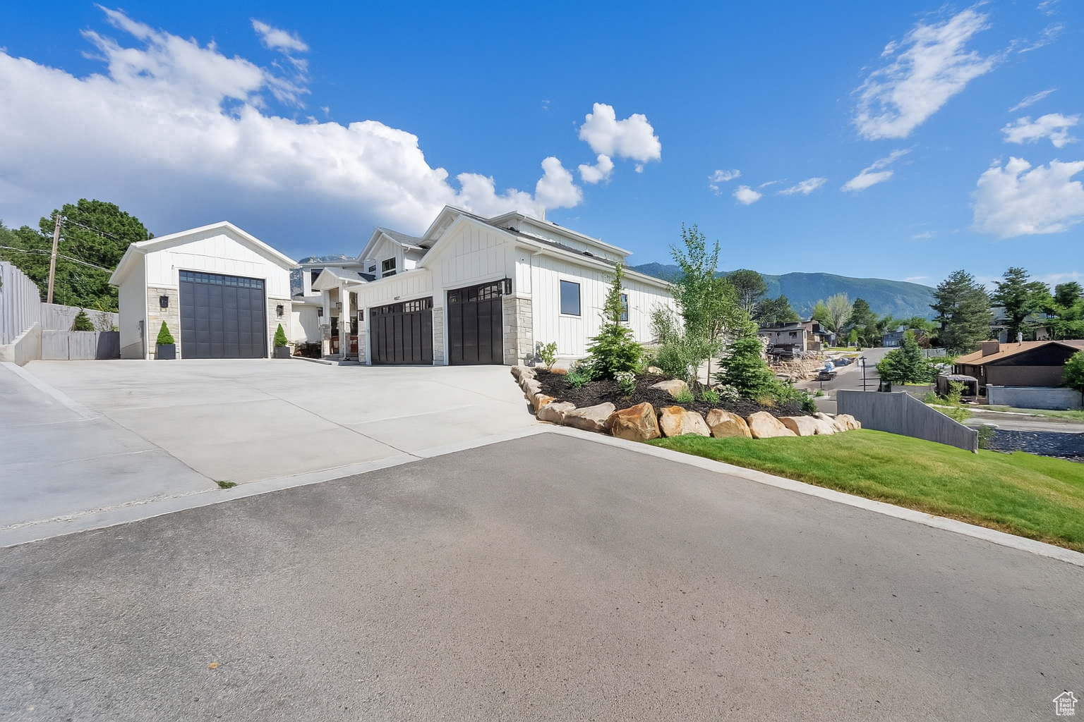 GRANITE GLEN - Residential