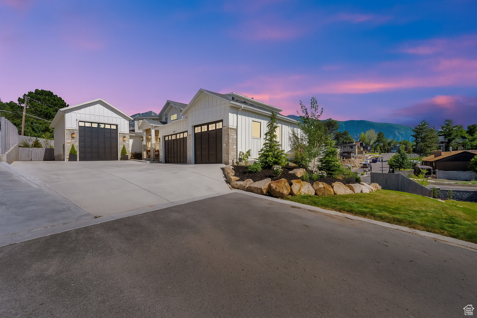 GRANITE GLEN - Residential