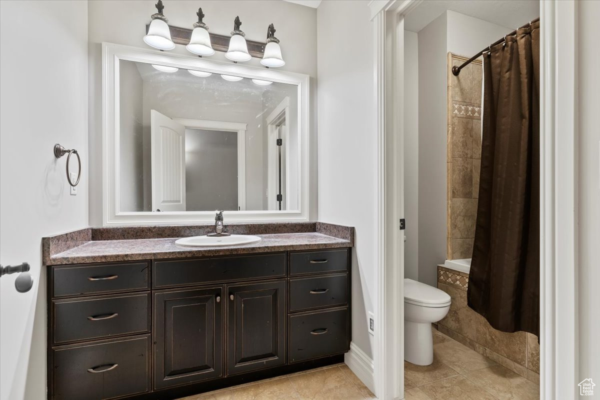 COTTONWOOD HILLS - Residential