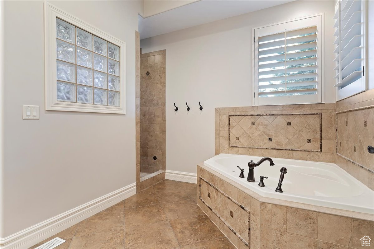 COTTONWOOD HILLS - Residential