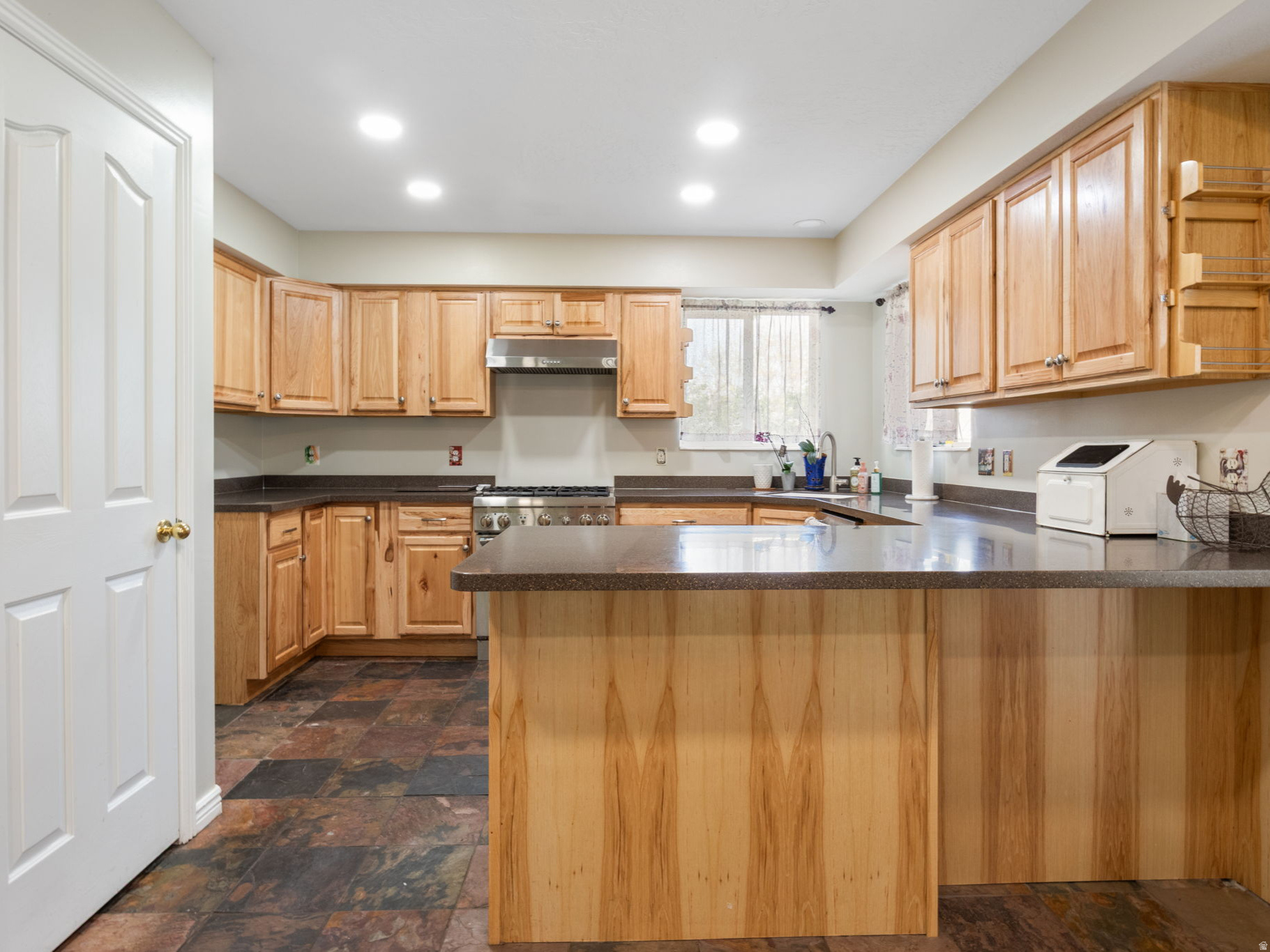 KINGS CROSSING - Residential