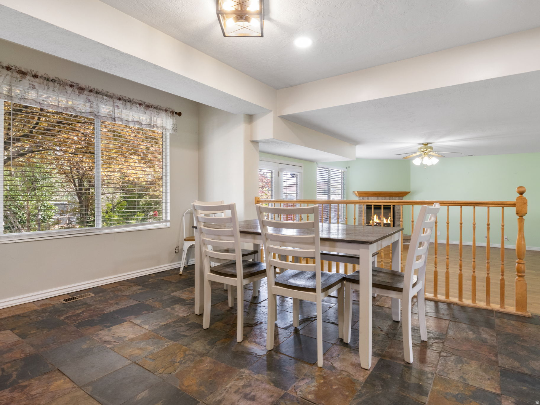 KINGS CROSSING - Residential