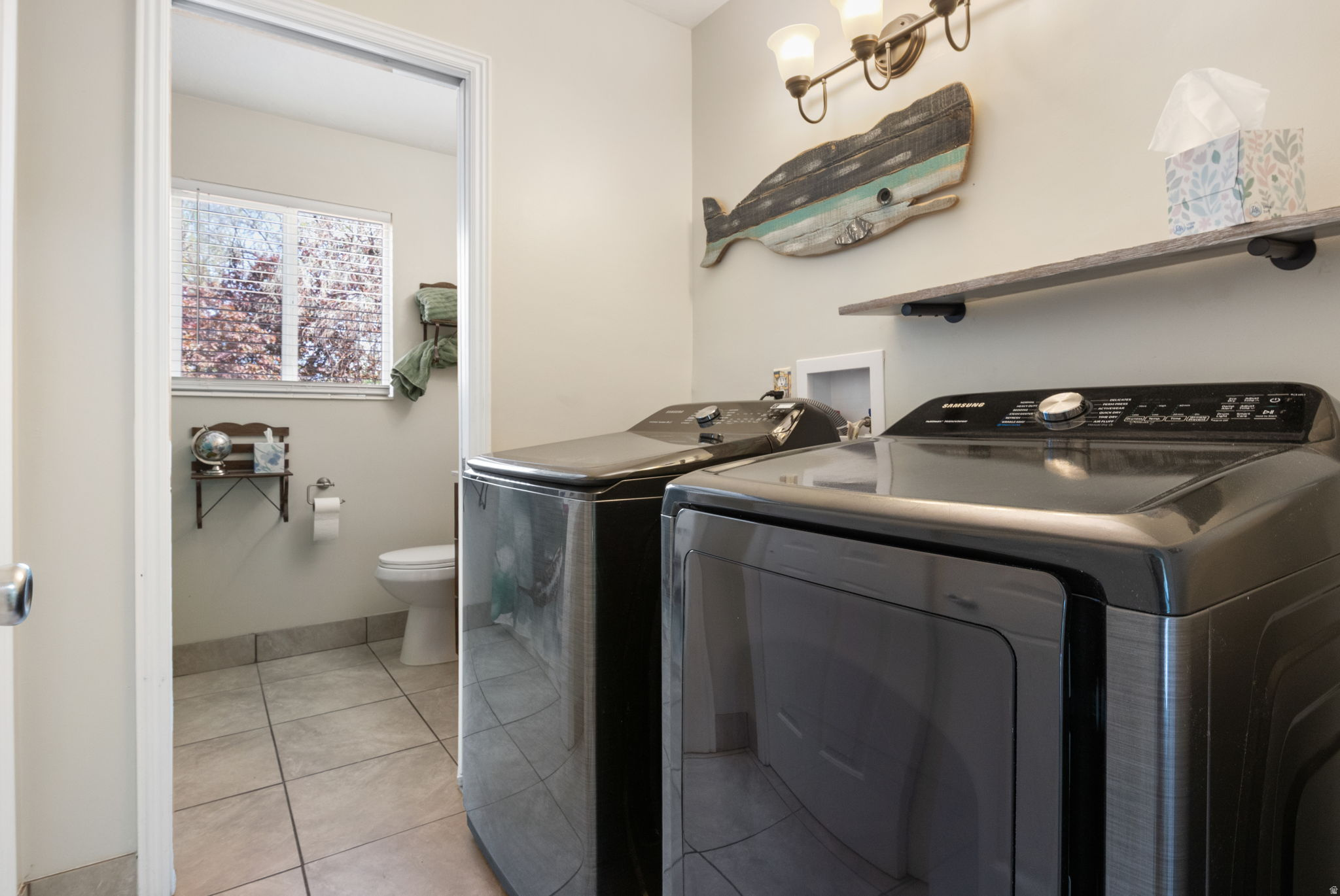 KINGS CROSSING - Residential