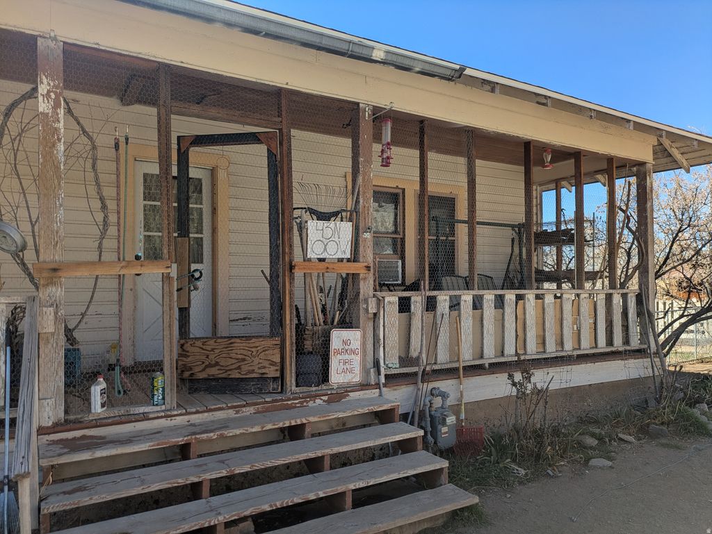 Photo of 43 N 100 W, East Carbon, UT 84520 (MLS # 2143471)