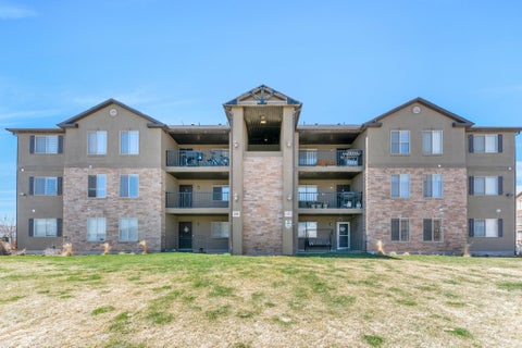 Condo For Sale - 3585 E Rock Creek Rd #5<br/> Eagle Mountain, UT 84005