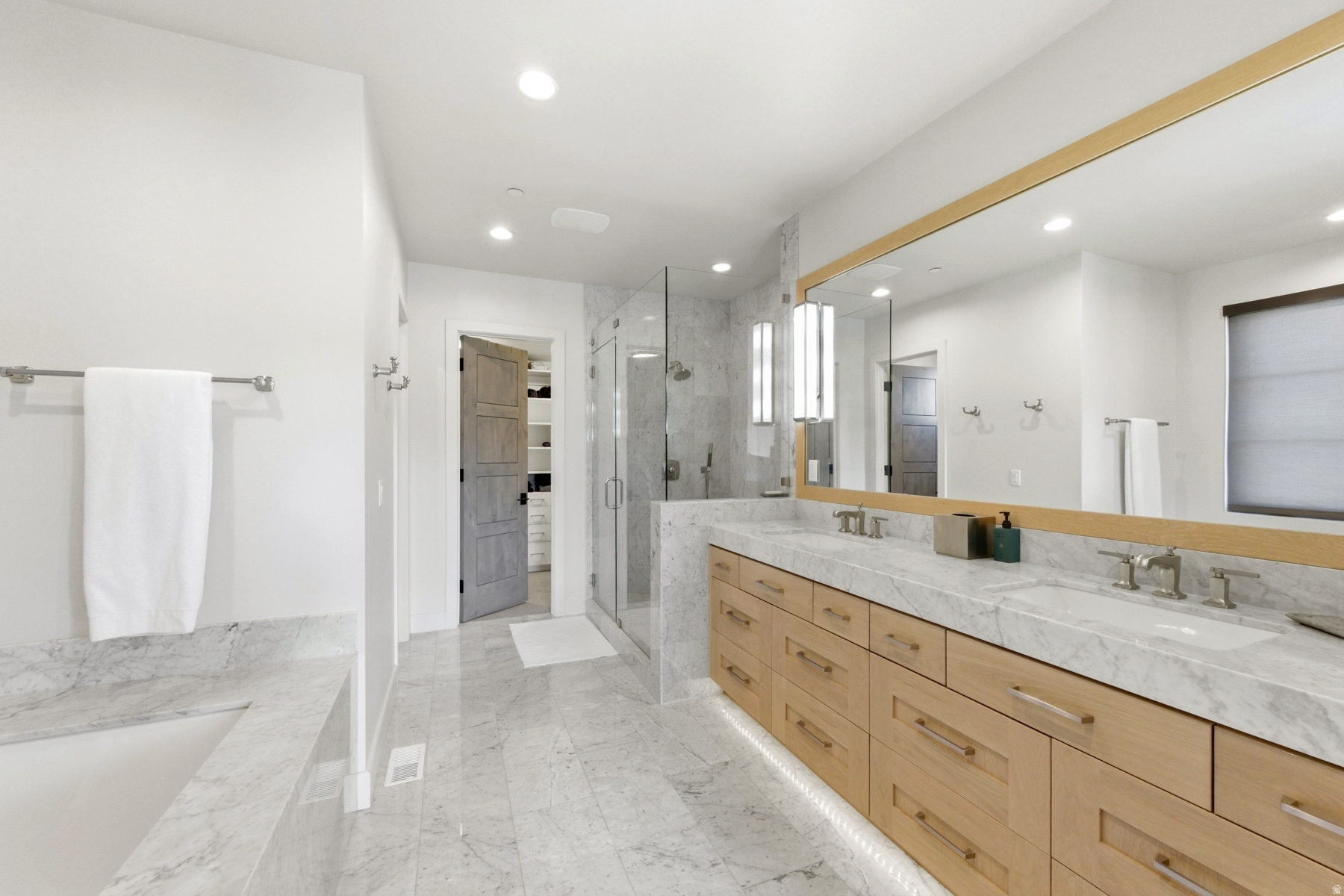 VILLAS AT PAINTED VALLEY - Residential