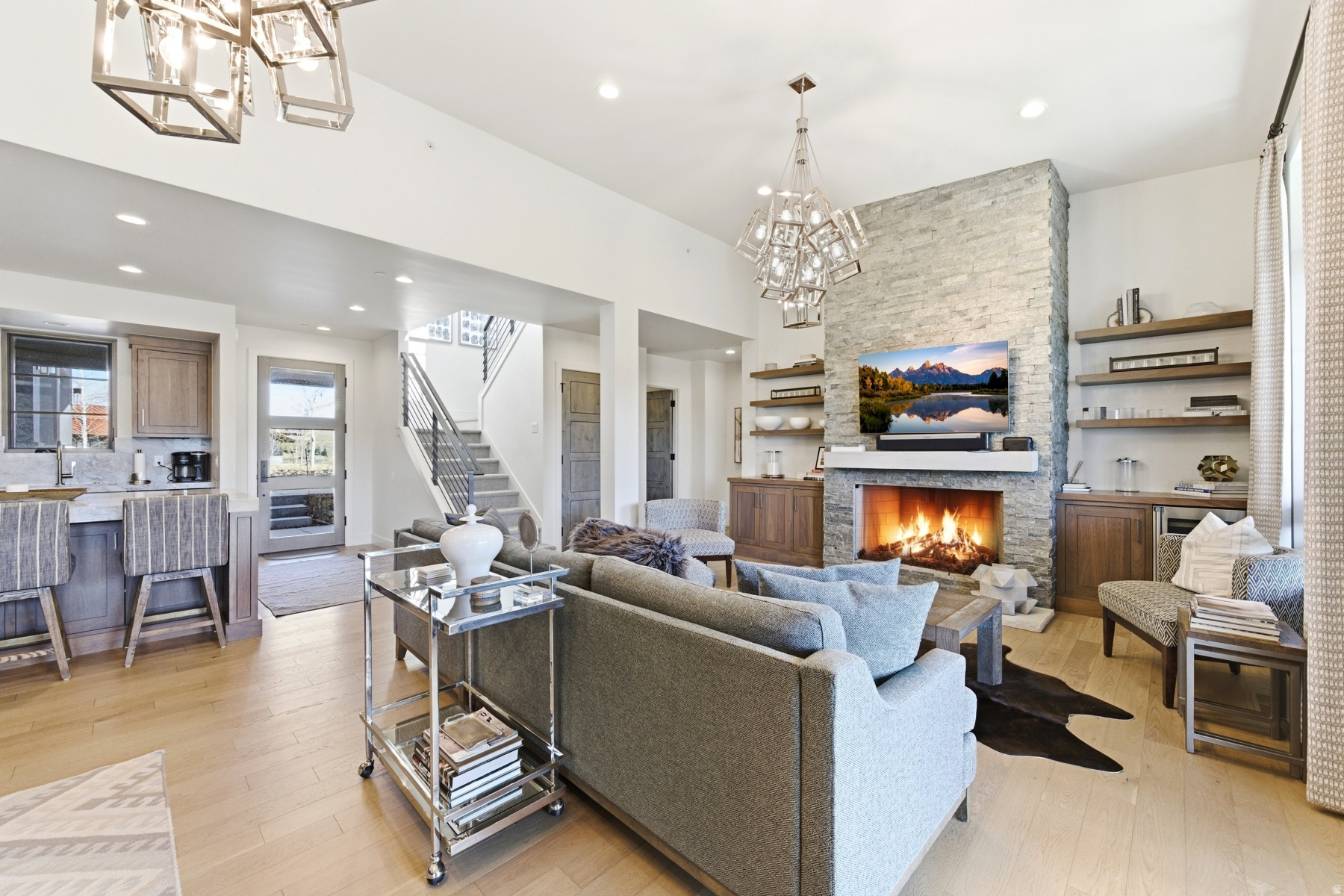 VILLAS AT PAINTED VALLEY - Residential