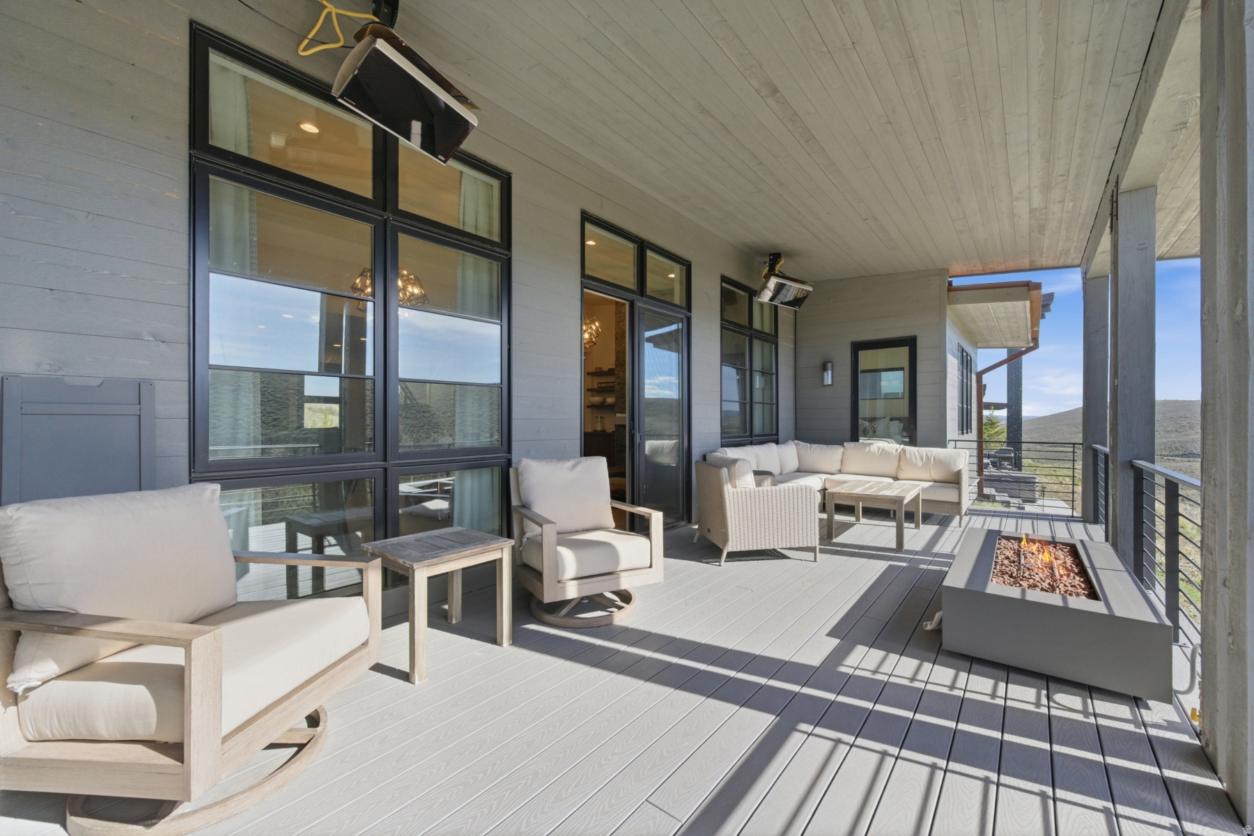 VILLAS AT PAINTED VALLEY - Residential