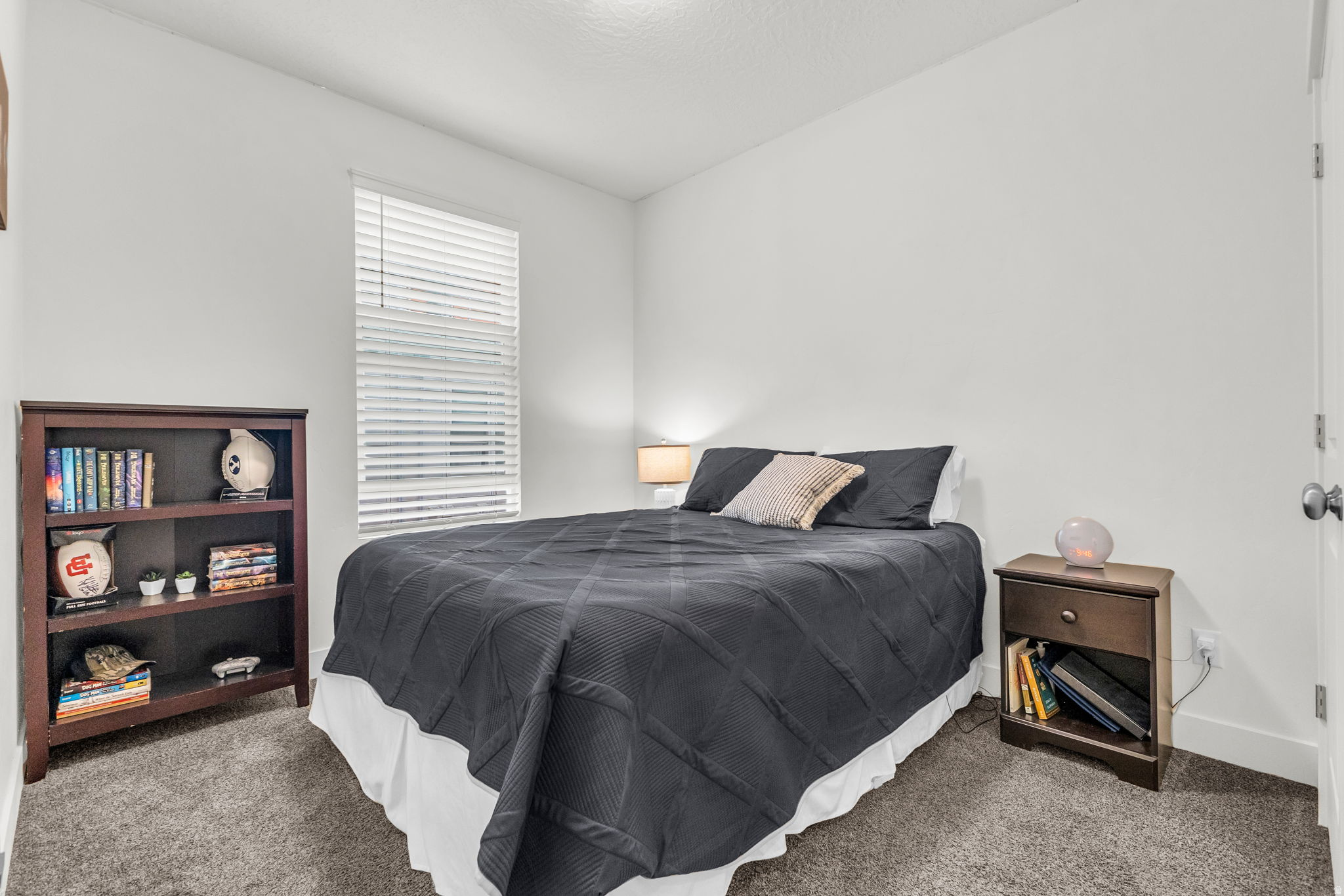 DAYBREAK - Residential