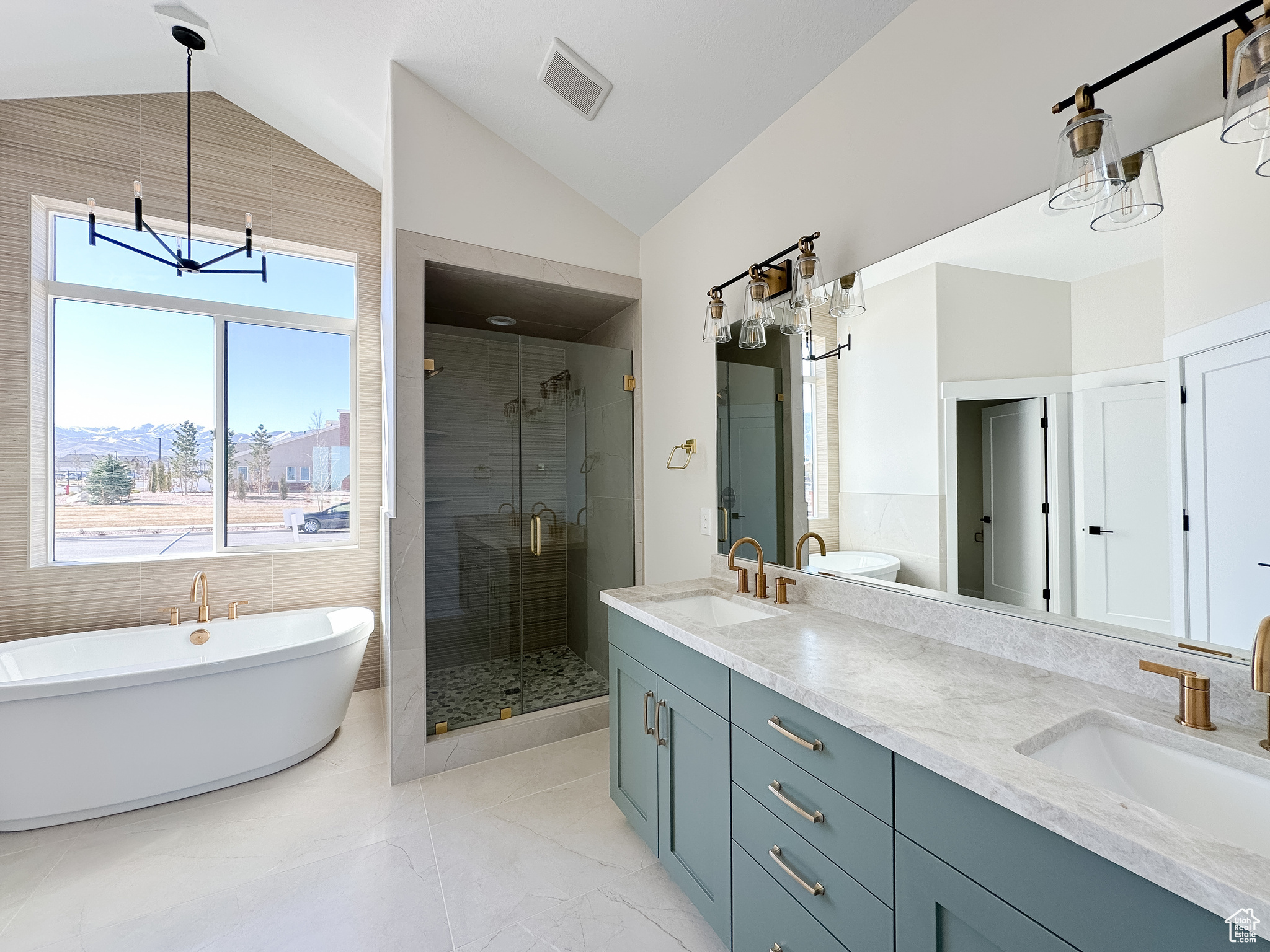 OVERLAKE ESTATES - Residential