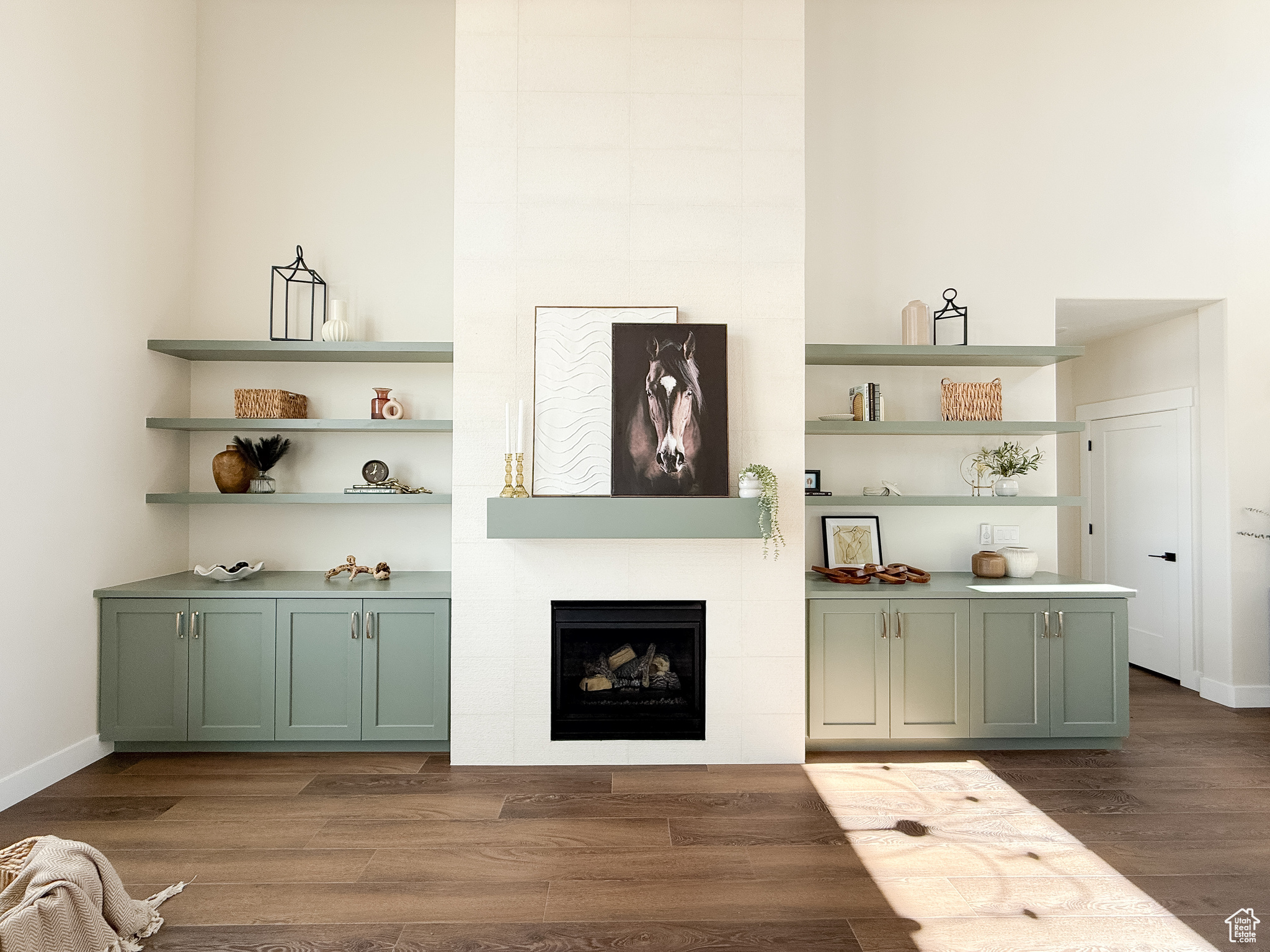 OVERLAKE ESTATES - Residential