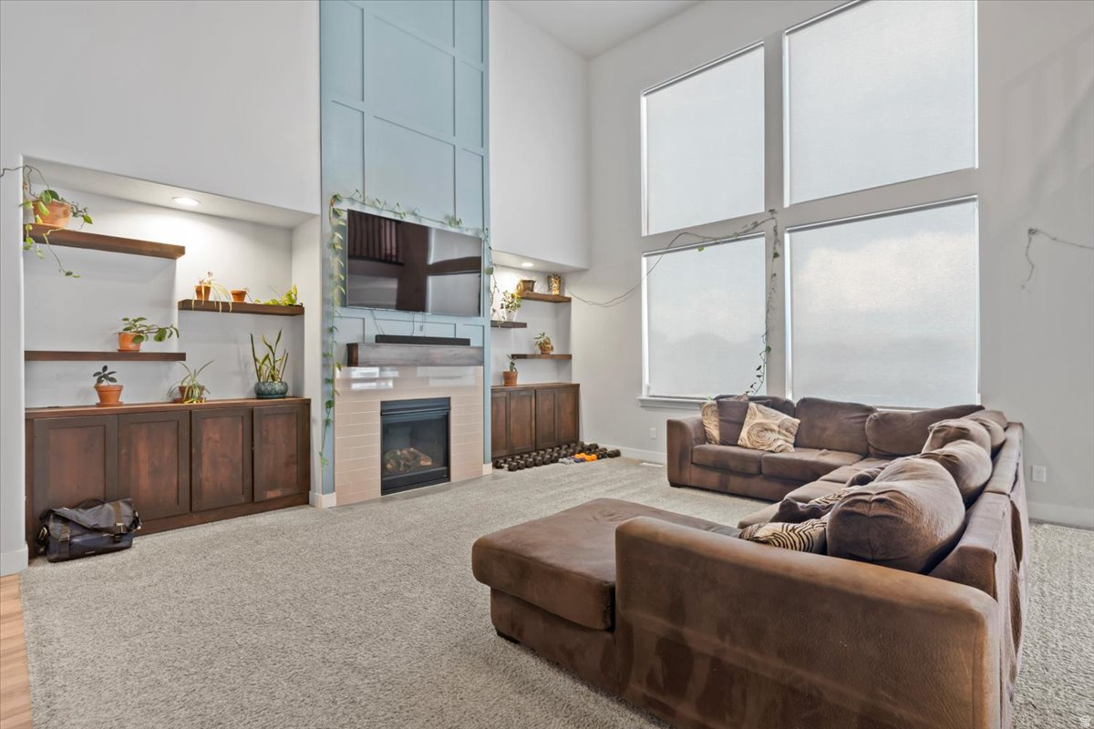 BRANDON PARK - Residential