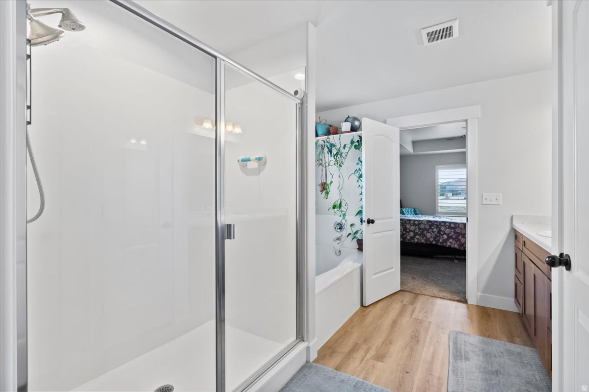 BRANDON PARK - Residential