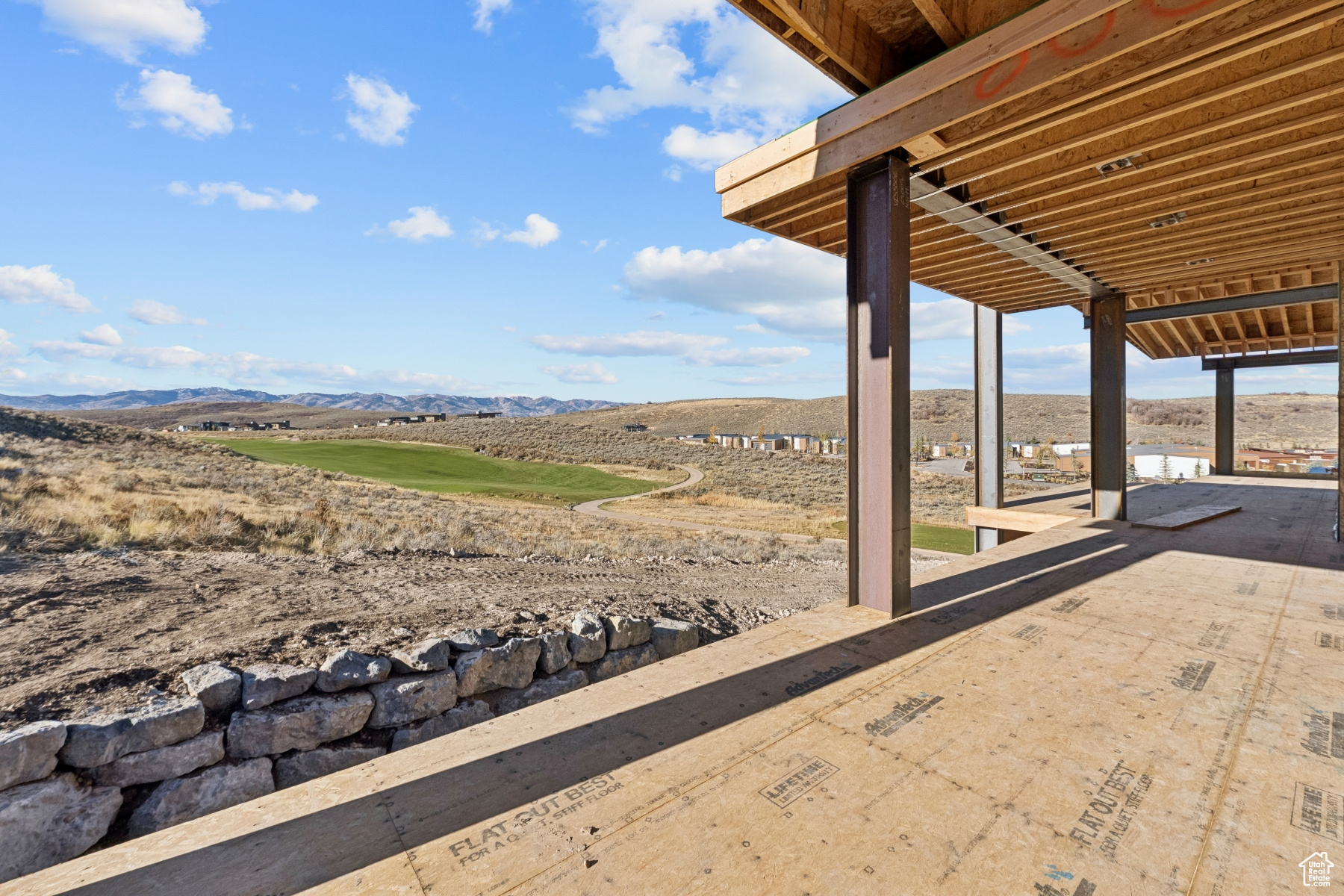 VISTA POINT - Residential