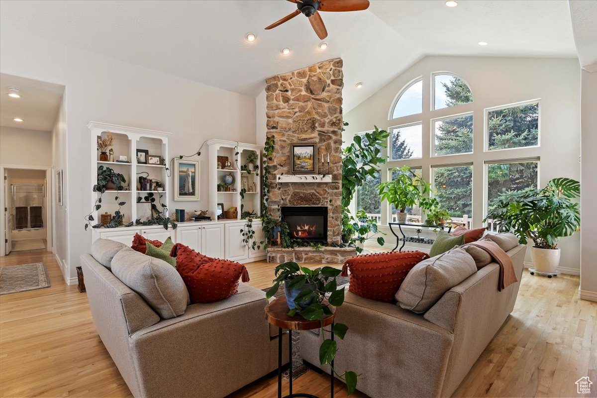 TRAPPER'S POINTE - Residential