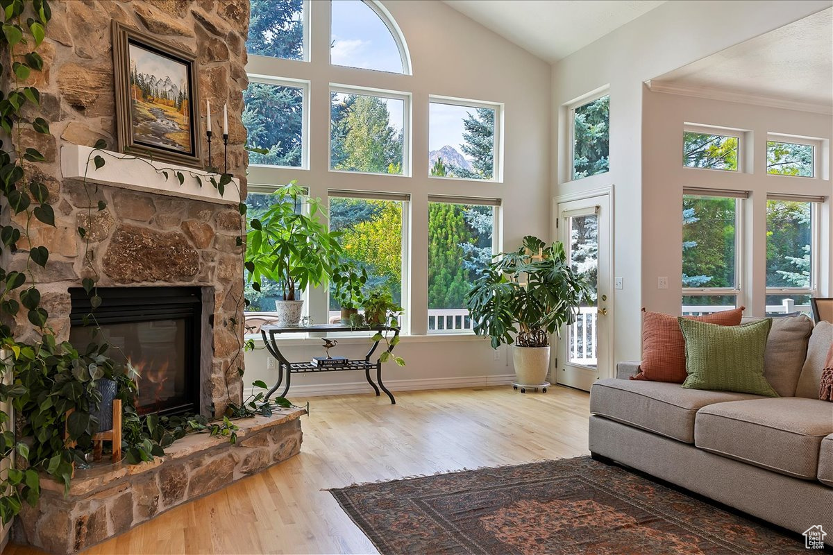 TRAPPER'S POINTE - Residential