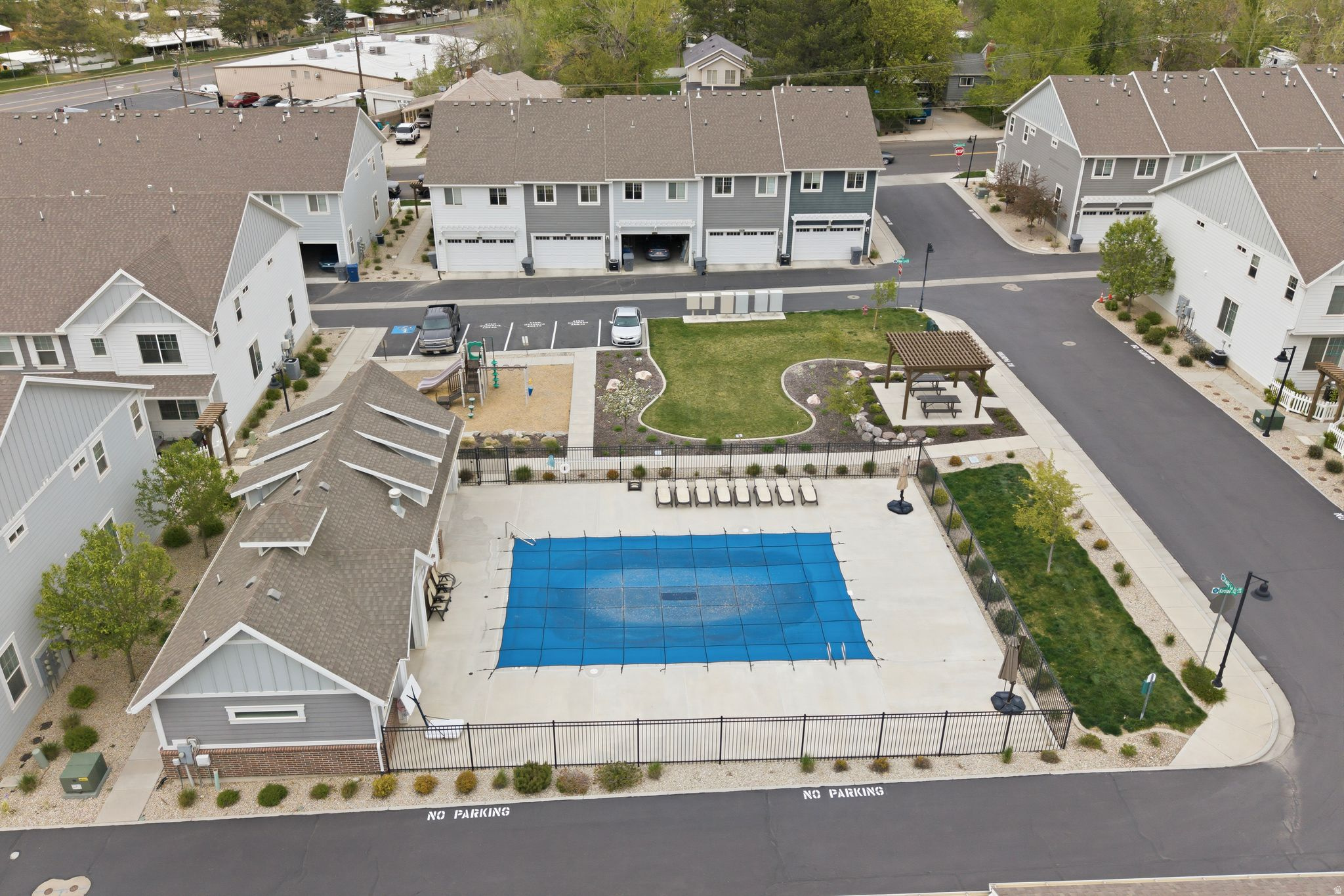 CHESHAM VILLAGE - Residential