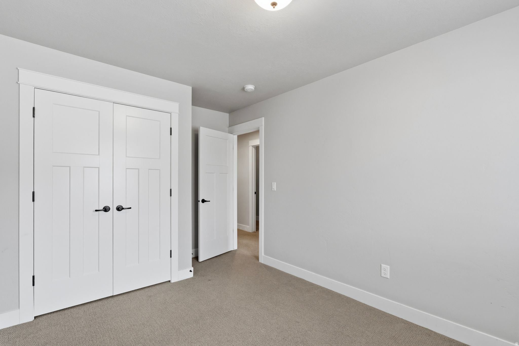 CHESHAM VILLAGE - Residential