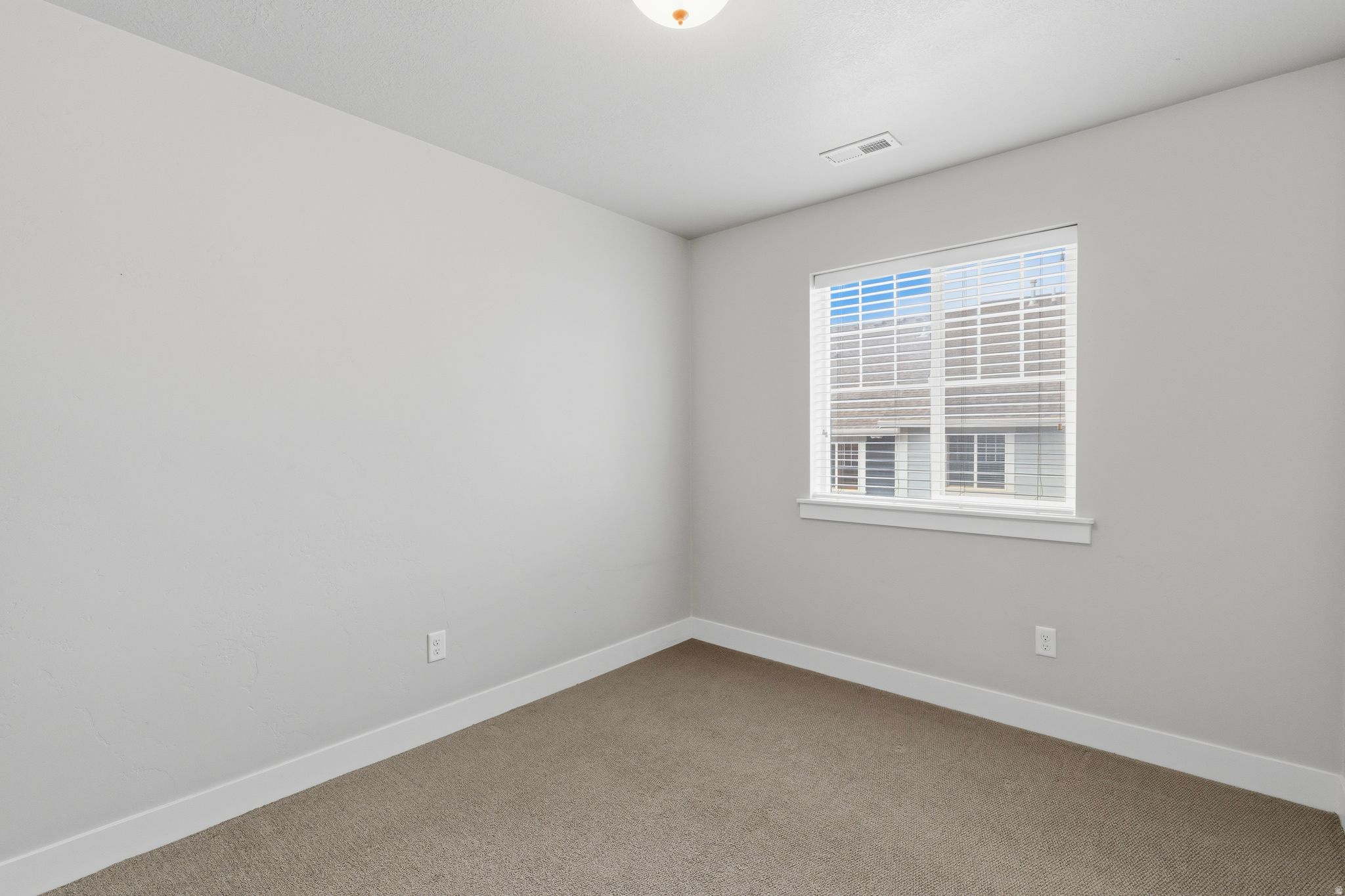 CHESHAM VILLAGE - Residential