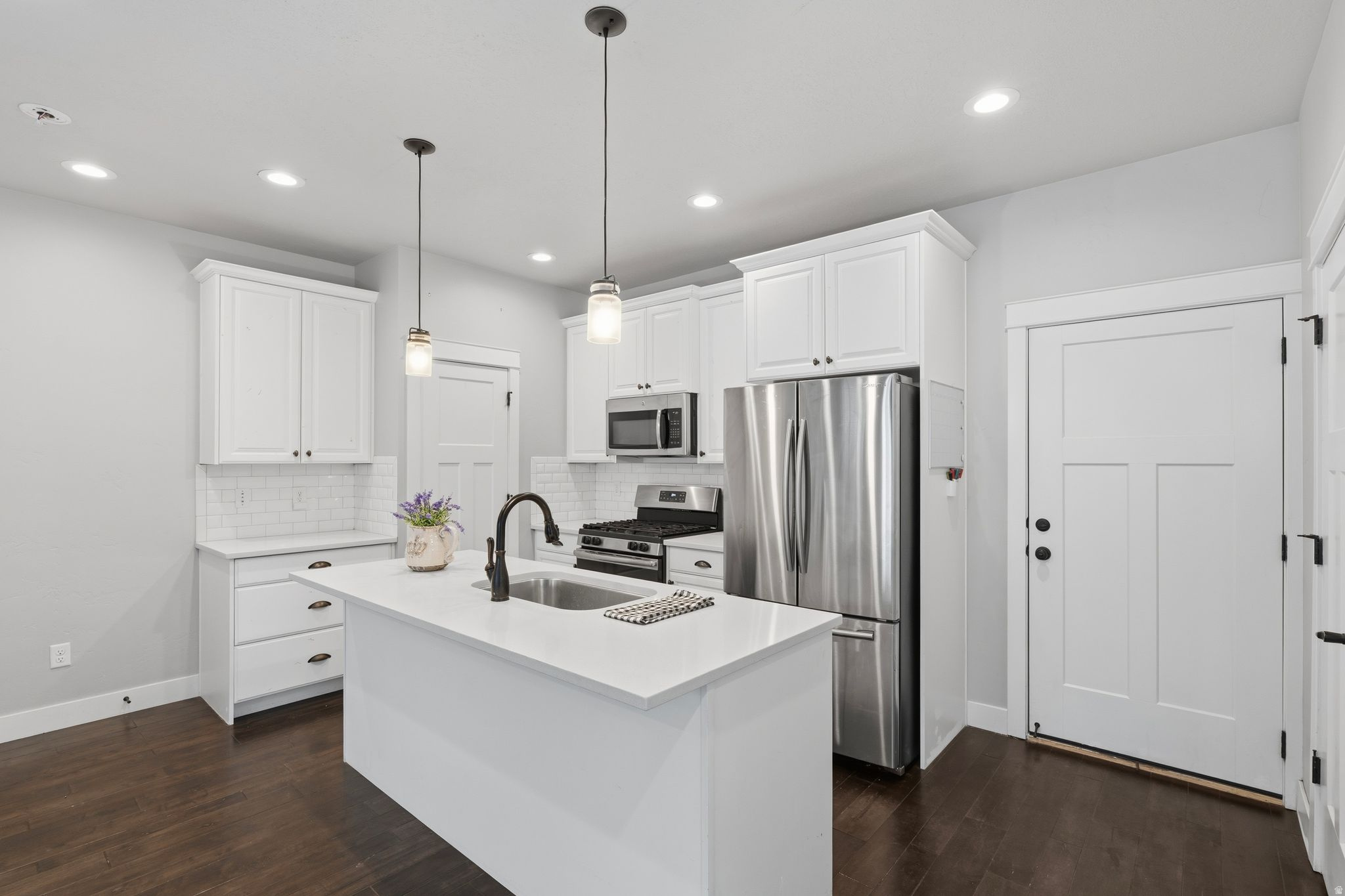 CHESHAM VILLAGE - Residential