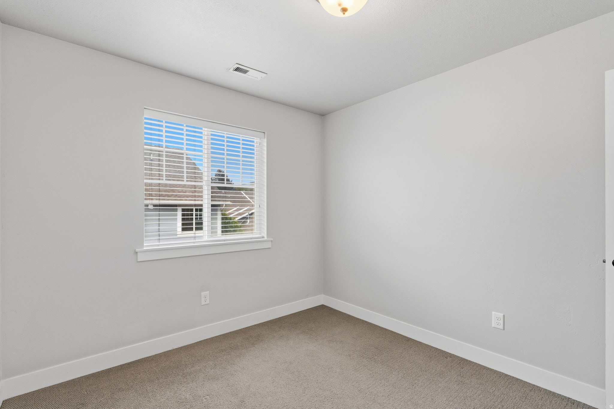 CHESHAM VILLAGE - Residential