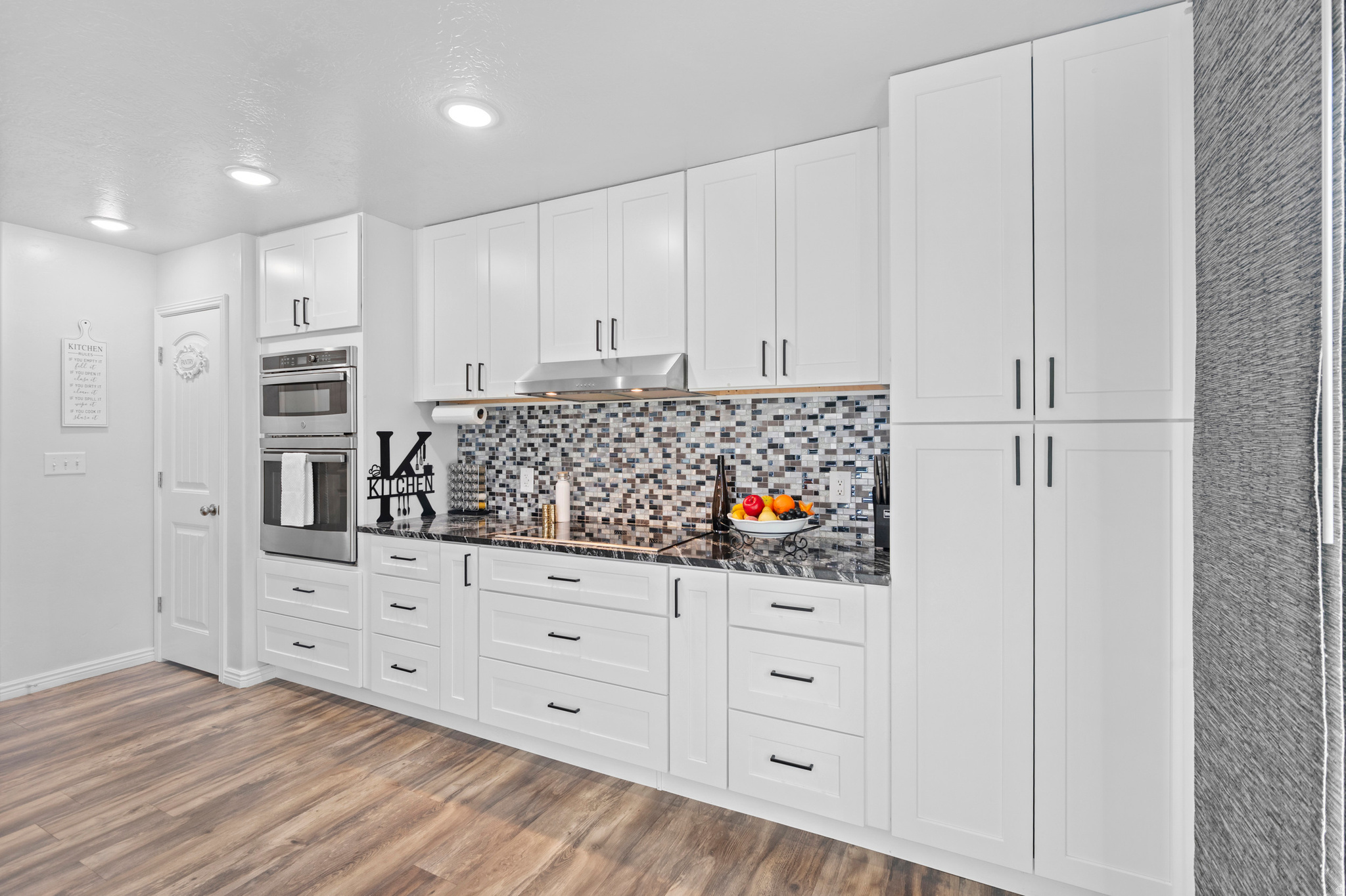 WHISPERING WILLOW - Residential