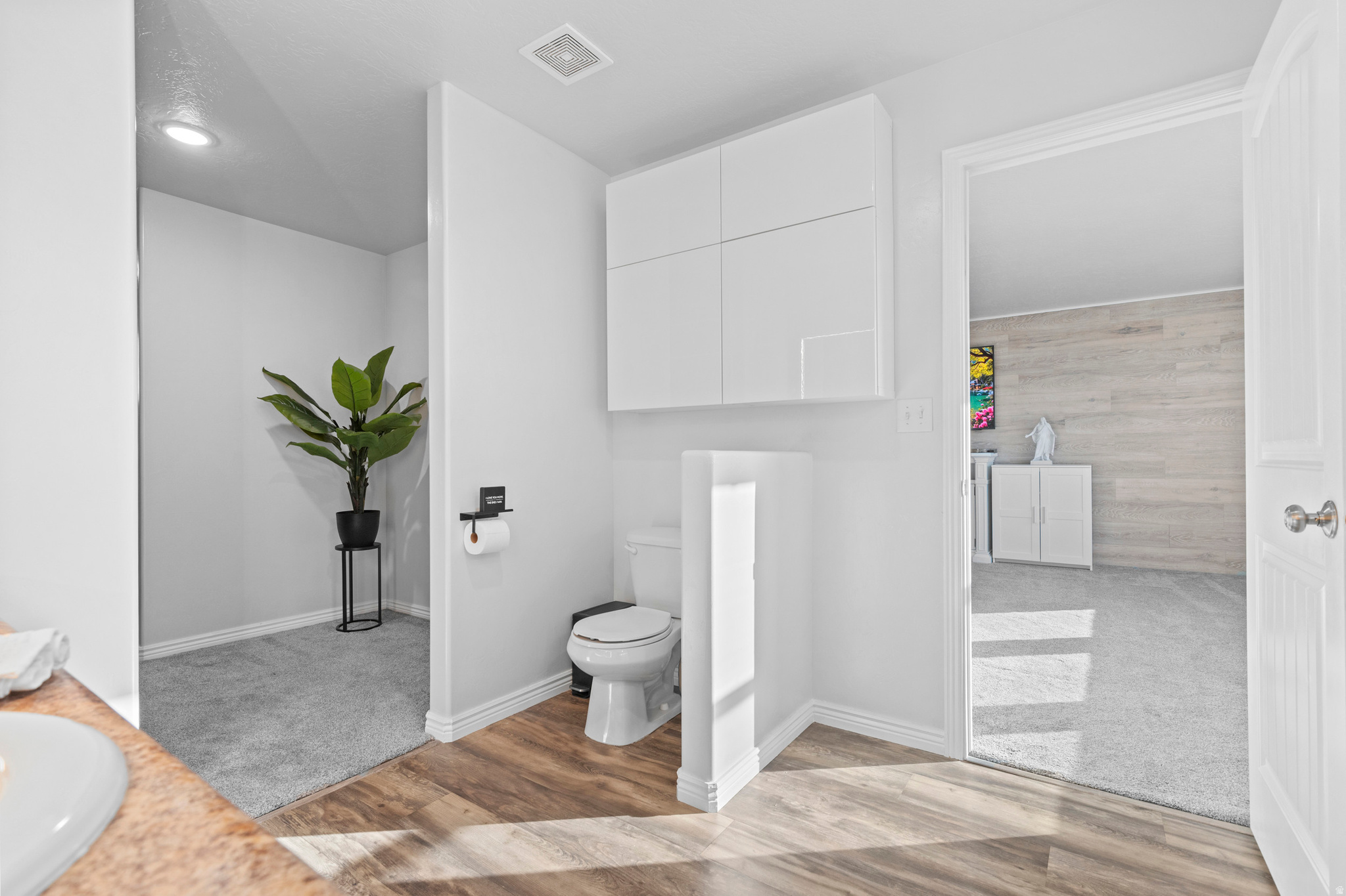 WHISPERING WILLOW - Residential
