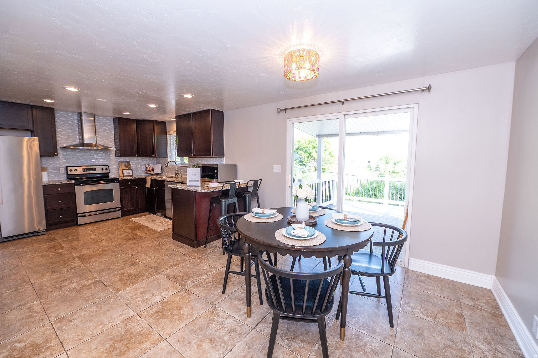 KING CLARION HILLS - Residential