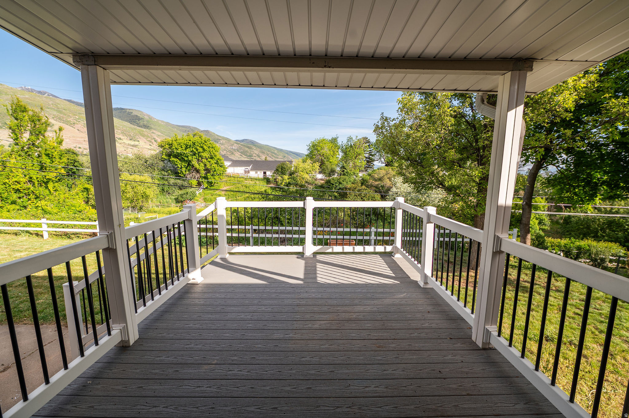 KING CLARION HILLS - Residential