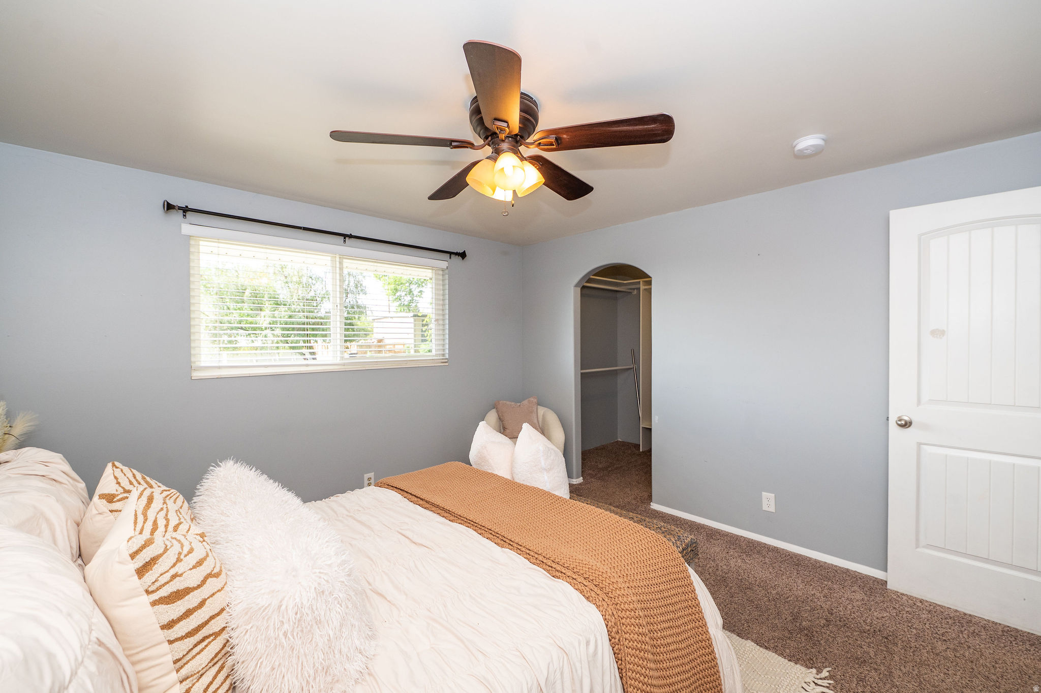KING CLARION HILLS - Residential