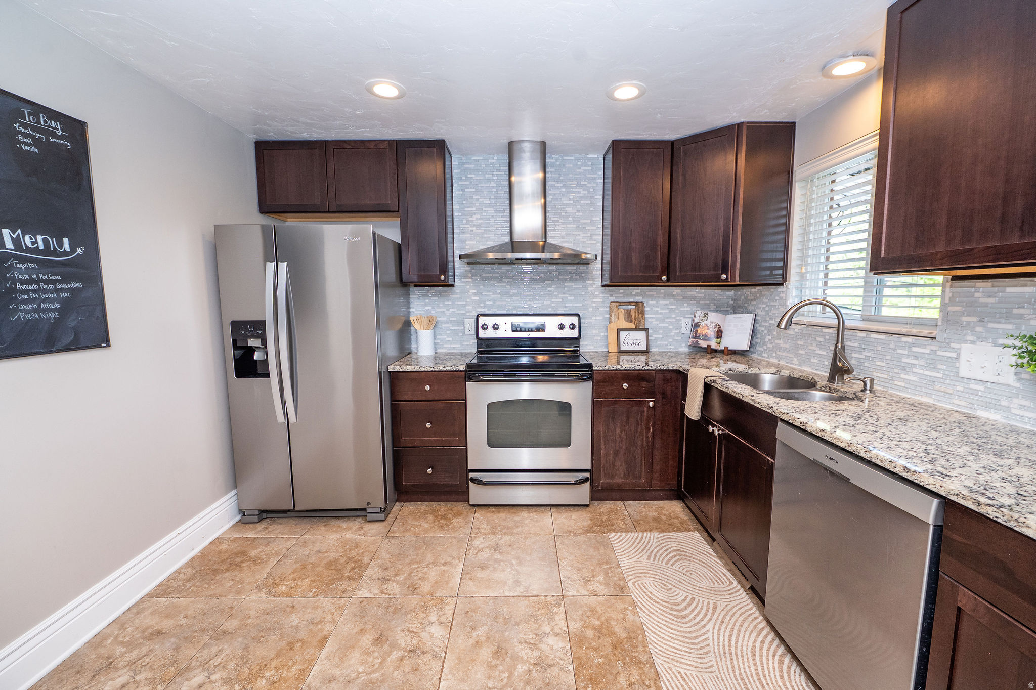 KING CLARION HILLS - Residential