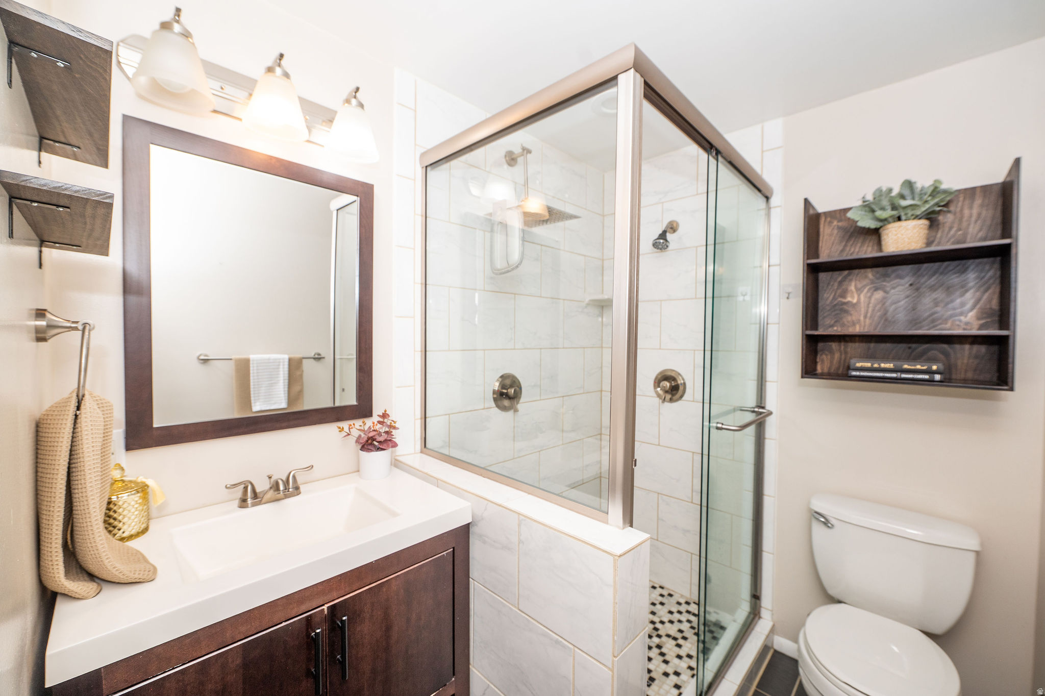 KING CLARION HILLS - Residential