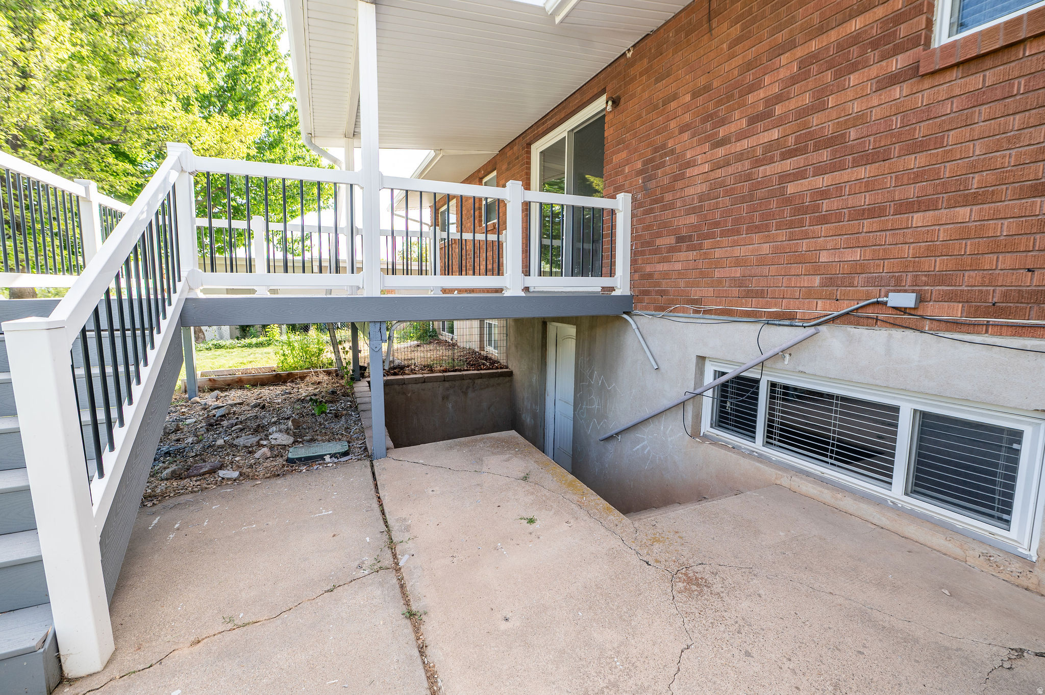 KING CLARION HILLS - Residential